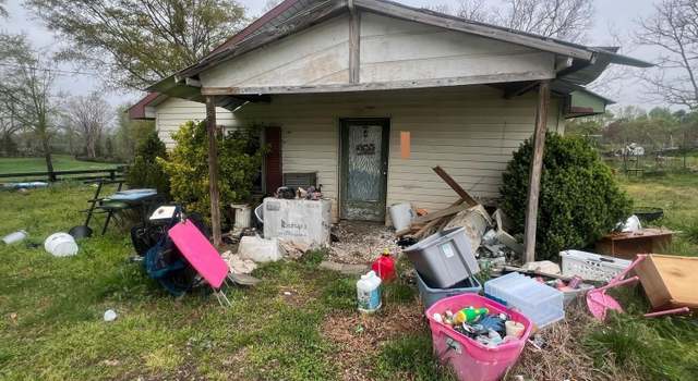 Photo of 2702 W Stage Coach Trl, Shelby, NC 28150
