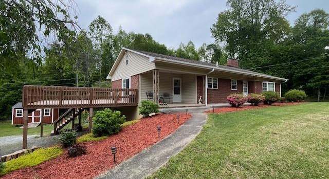 Photo of 323 Hibriten Dr SE, Lenoir, NC 28645