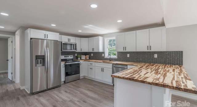 Photo of 55 Shannon Park Cir, Taylorsville, NC 28681