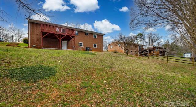 Photo of 807 Gaston Ave, Belmont, NC 28012