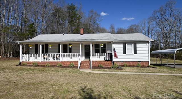 Photo of 1020 Saint Paul Church Rd, Clover, SC 29710