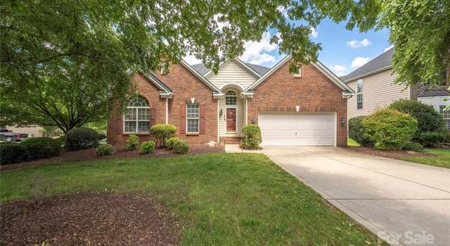 Photo of 14103 Hiawatha Ct, Huntersville, NC 28078