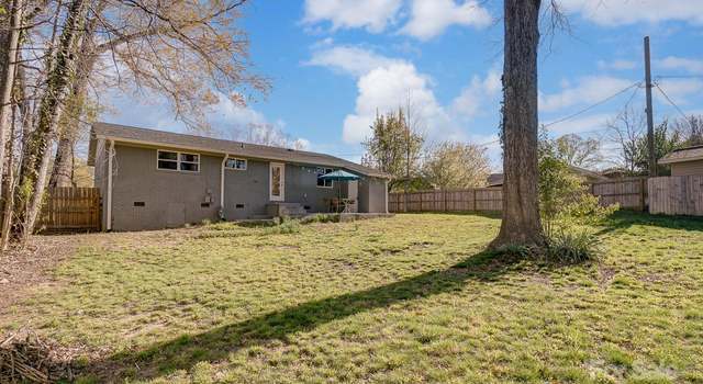 Photo of 4044 Strangford Ave, Charlotte, NC 28215
