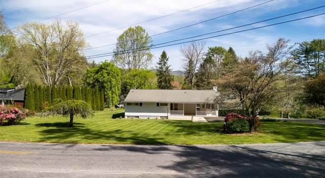 Photo of 196 Woodland Ter, Brevard, NC 28712