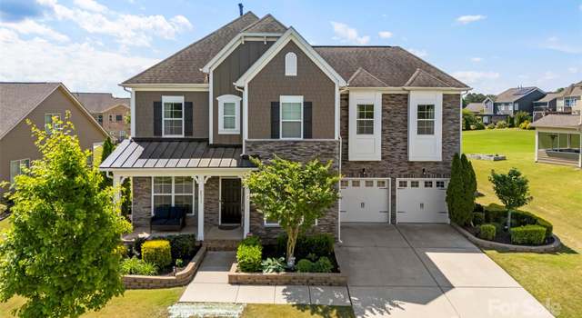 Photo of 2511 Carnation Dr, Harrisburg, NC 28075