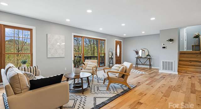 Photo of 32 Whitaker View Rd, Fairview, NC 28730