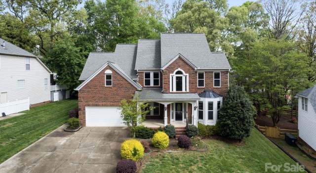 Photo of 9009 Tayside Ct, Huntersville, NC 28078