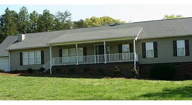 Photo of 9251 Robinson Church Rd, Harrisburg, NC 28075