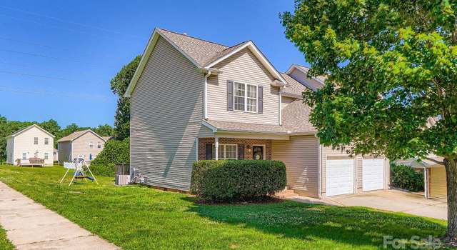 Photo of 130 Ridge Bluff Rd, Mooresville, NC 28115