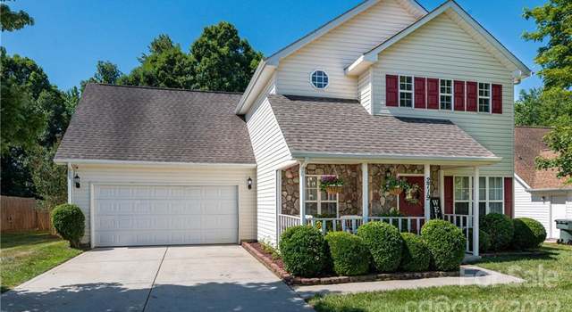 Photo of 2719 Amber Crest Dr, Gastonia, NC 28052