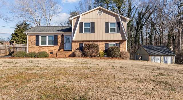 Photo of 4532 Oakwood Cir, Gastonia, NC 28056