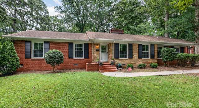 Photo of 2734 Dunlavin Way, Charlotte, NC 28205