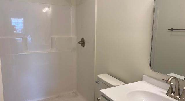 Photo of 1015 Adams St, Statesville, NC 28677