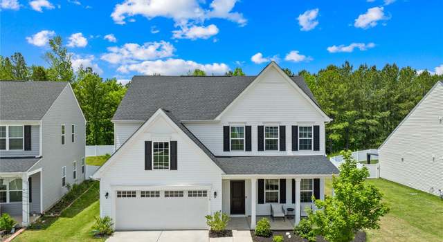 Photo of 3110 Streamside Dr, Davidson, NC 28036