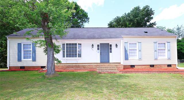 Photo of 6124 Coach Hill Ln, Charlotte, NC 28212