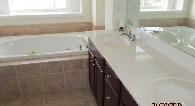 Photo of 7979 Heatherstone Dr, Harrisburg, NC 28075