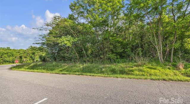 Photo of 35 R E Johnson Ln, Hiddenite, NC 28636