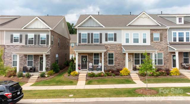 Photo of 5440 Kinsbridge Dr, Charlotte, NC 28227