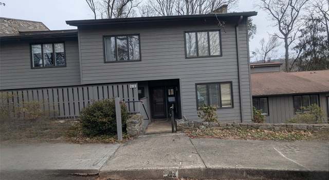 Photo of 203 Crowfields Dr, Asheville, NC 28803