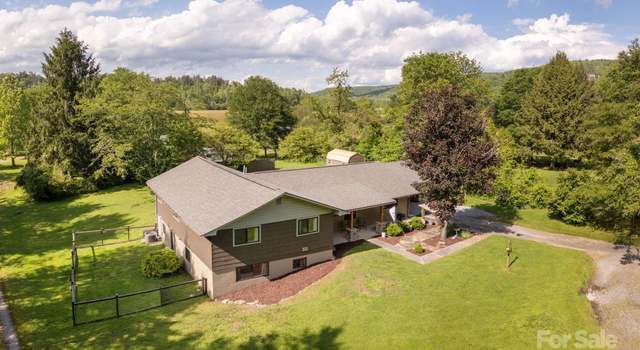 Photo of 4329 Island Ford Rd, Brevard, NC 28712