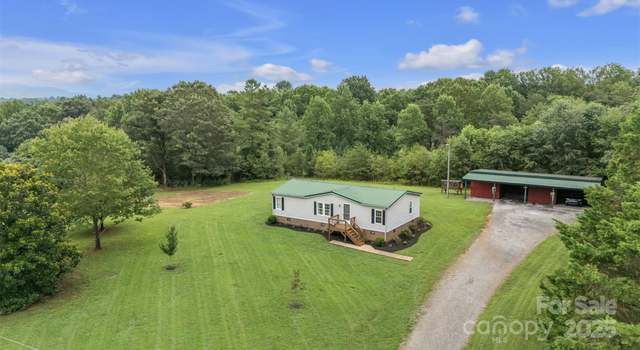 Photo of 178 Steve Watts Dr, Taylorsville, NC 28681