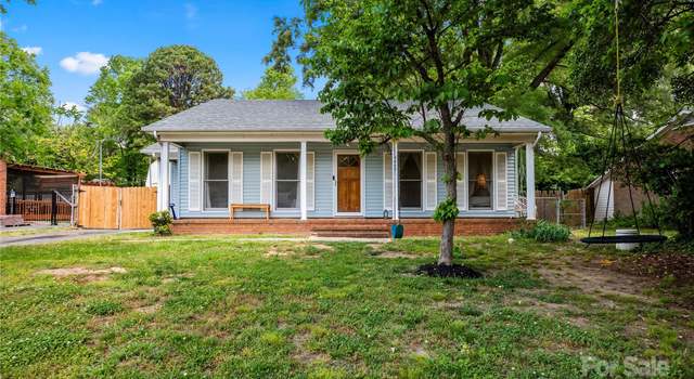 Photo of 2635 Clover Hill Ln, Charlotte, NC 28215