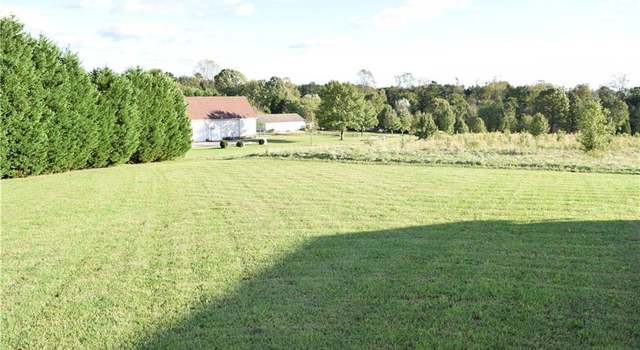 Photo of 460 Flower House Loop, Troutman, NC 28166