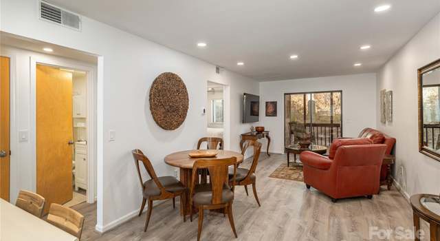 Photo of 49 Lake Dr Unit M3, Hendersonville, NC 28739
