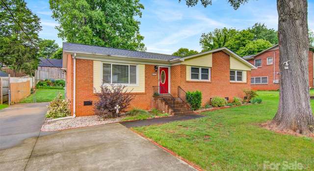 Photo of 1405 8th Ave NW, Conover, NC 28613