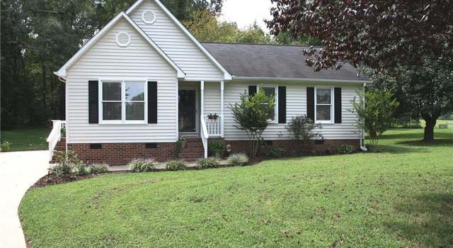 Photo of 102 Linville Ct, Bessemer City, NC 28016