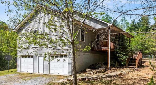 Photo of 316 Big Raven Ln, Saluda, NC 28773