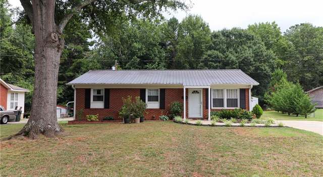 Photo of 222 Barron Park, York, SC 29745