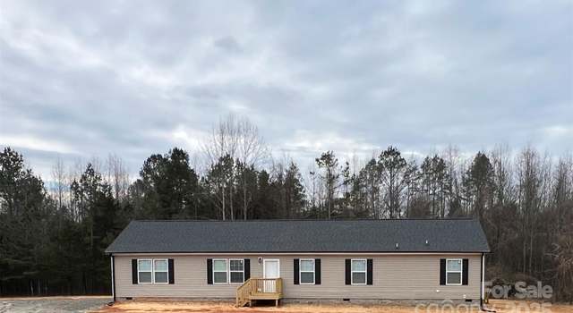 Photo of 133 Plank Barn Ln, Stony Point, NC 28678