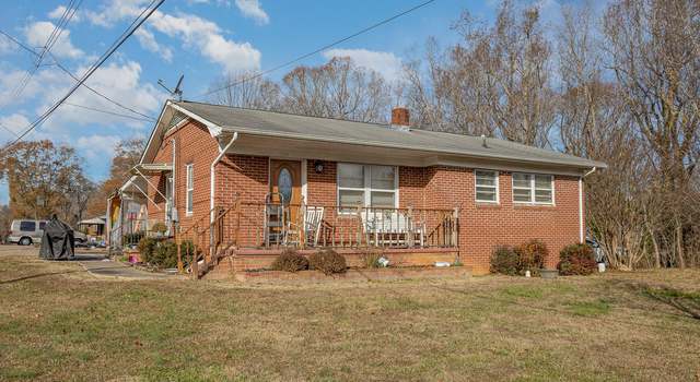 Photo of 843 Lincoln Dr, Shelby, NC 28152