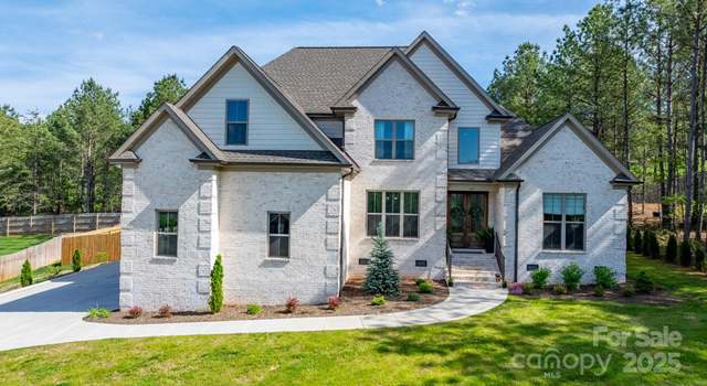 Photo of 167 Gunpowder View Cir, Granite Falls, NC 28630