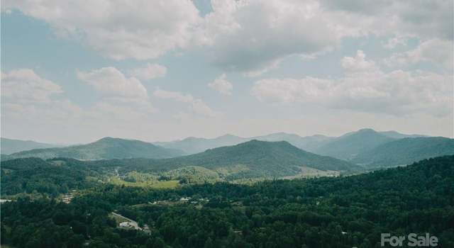 Photo of 15 Meadows Town Rd, Marshall, NC 28753