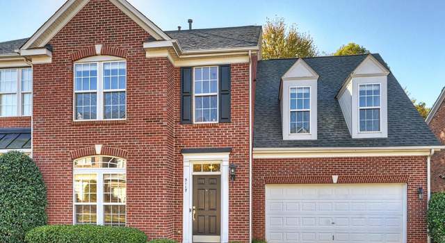 Photo of 5117 Berkeley Creek Ln, Charlotte, NC 28277