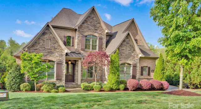 Photo of 17909 Golden Meadow Ct, Davidson, NC 28036