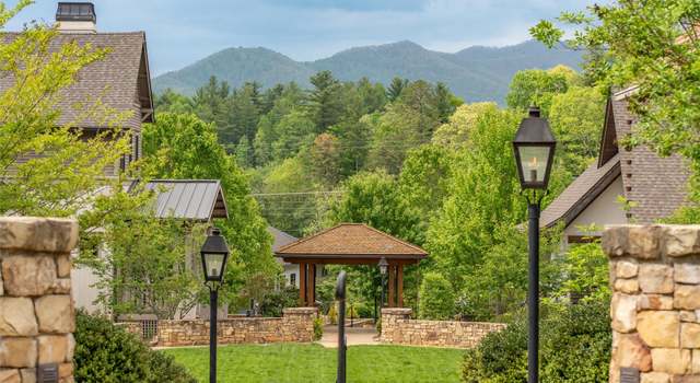 Photo of 20 Fay Jones Ln, Black Mountain, NC 28711