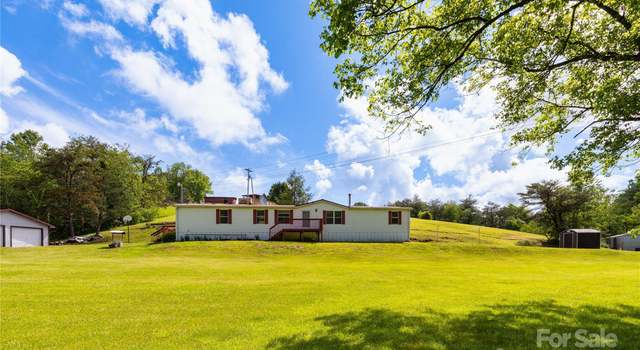 Photo of 283 Grandview Dr #1, Marshall, NC 28753