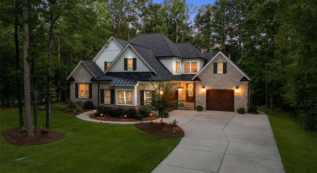 Property at 1381 Ridgewood Dr, Rock Hill, SC 29732, 4 beds, 4 baths