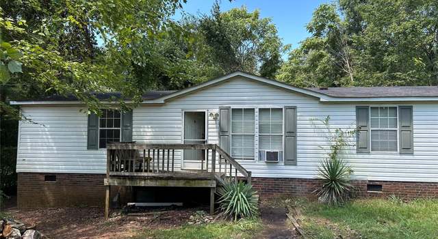 Photo of 120 Castle Ct, Kings Mountain, NC 28086