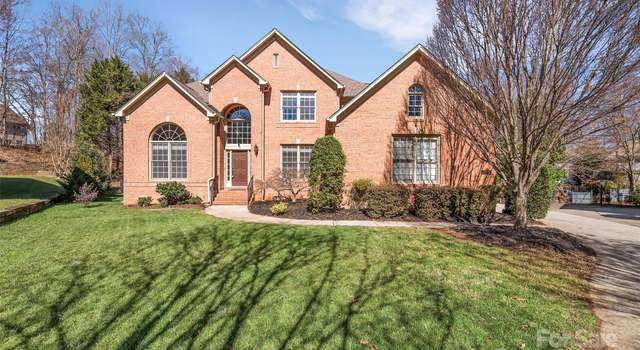 Photo of 11402 Bloomfield Dr, Charlotte, NC 28277