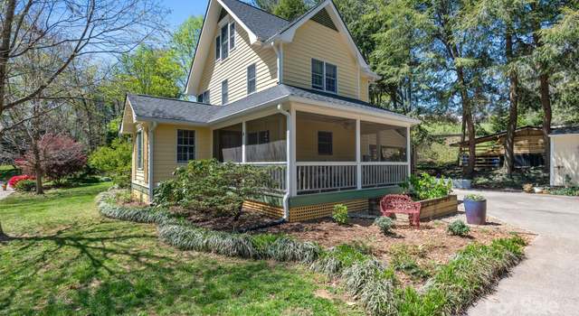Photo of 9 Celia Pl, Asheville, NC 28801