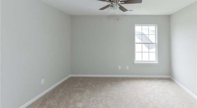 Photo of 2025 Legend Creek Ln, Charlotte, NC 28227