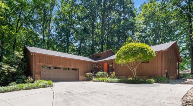 Photo of 7874 Golf Course Dr N, Denver, NC 28037