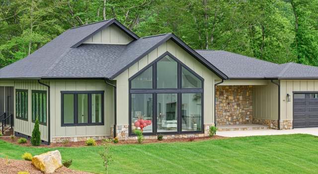 Photo of 90 Bridgeway Dr #25, Candler, NC 28715