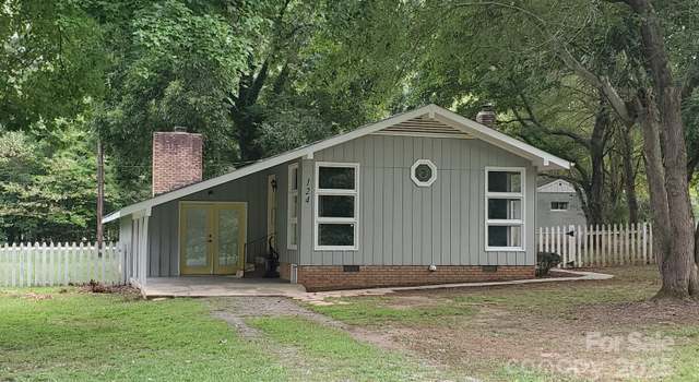 Photo of 124 Roxie Ln, Belmont, NC 28012