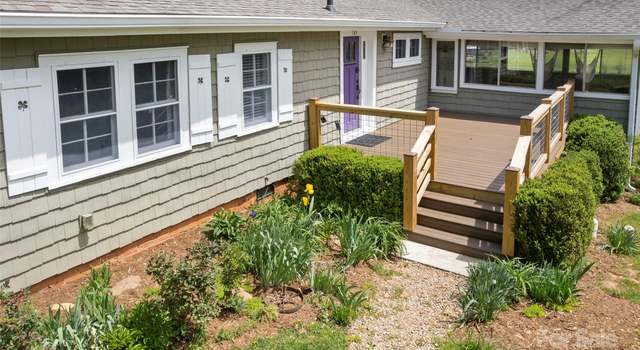 Photo of 139 Neely Rd, Brevard, NC 28712