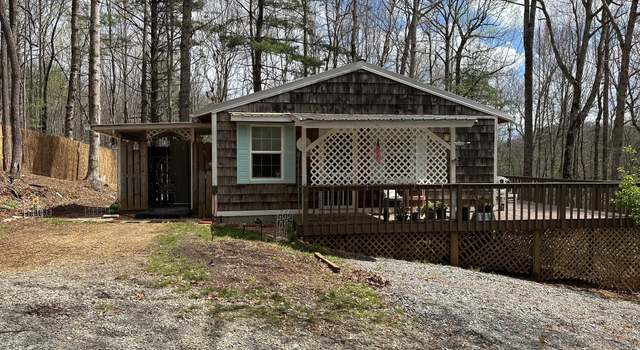 Photo of 77 Pine Rd, Rosman, NC 28772